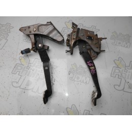 Nissan Skyline R34 M/T Clutch and Brake Pedal Assembly