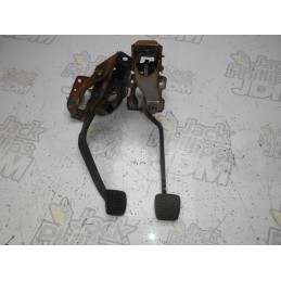 Nissan Skyline R32 M/T Clutch and Brake Pedal