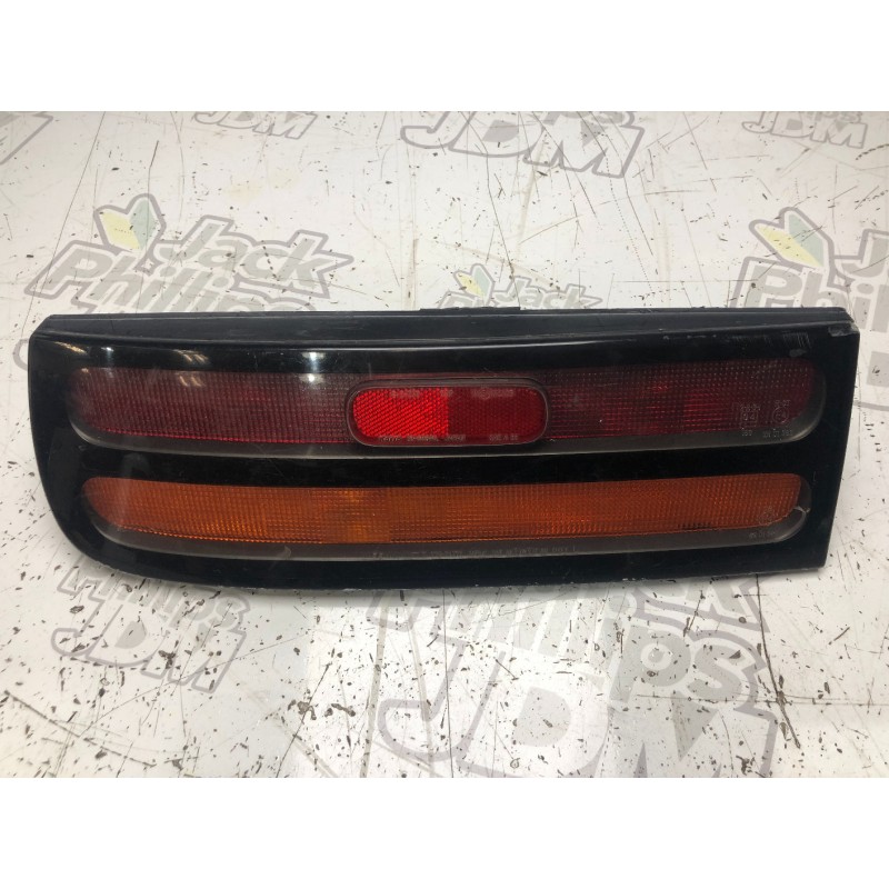 Nissan 300ZX Z32 LH Tail Light (Chipped)