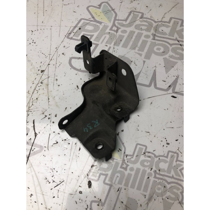 Nissan Skyline R34 LH Headlight Bracket 26090 AA000 Nissan Skyline R34 LH Headlight Bracket 26090 AA000