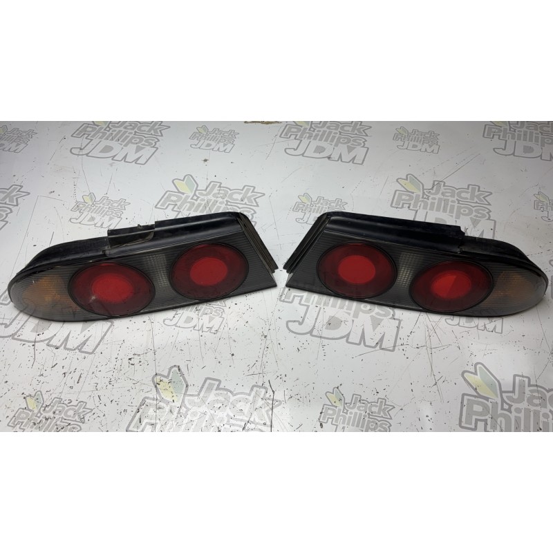 Nissan Skyline R33 S1 Sedan Tail Light Pair