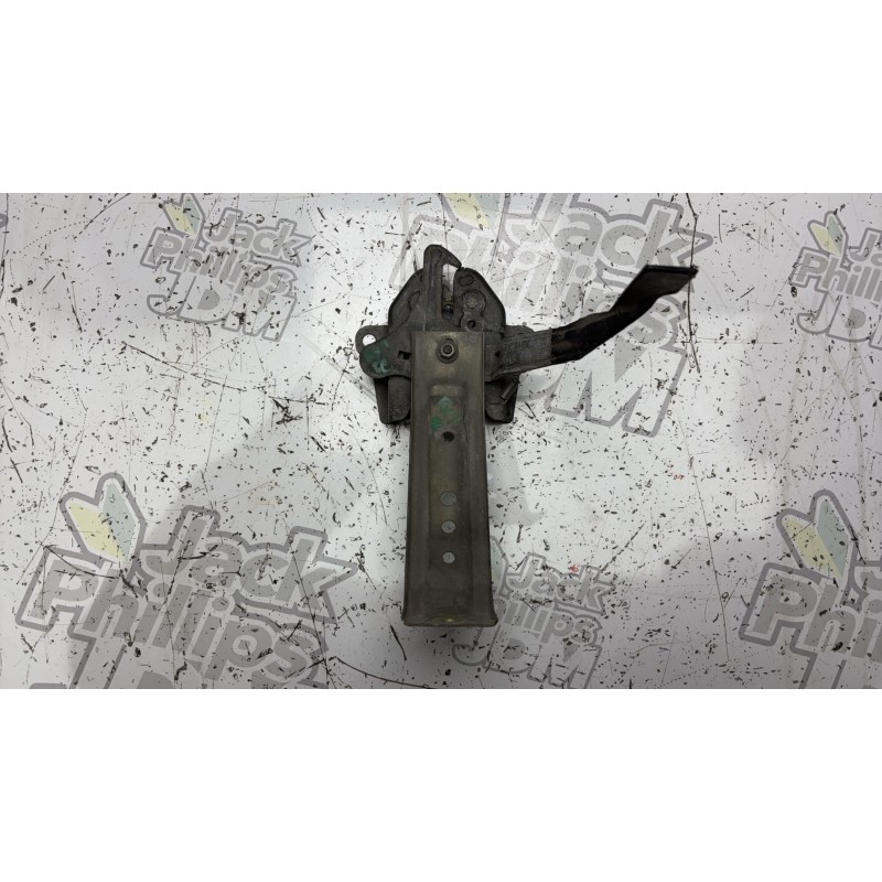Mazda RX7 FC3S Bonnet Latch with Bracket Mazda RX7 FC3S Bonnet Latch with Bracket
