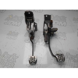 Nissan 350Z Z33 Brake and Clutch Pedal Assembly
