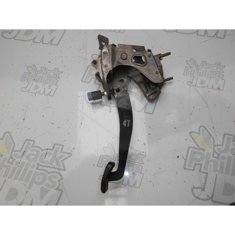 Nissan Skyline R33 M/T Clutch Pedal Assembly 46540 04U10